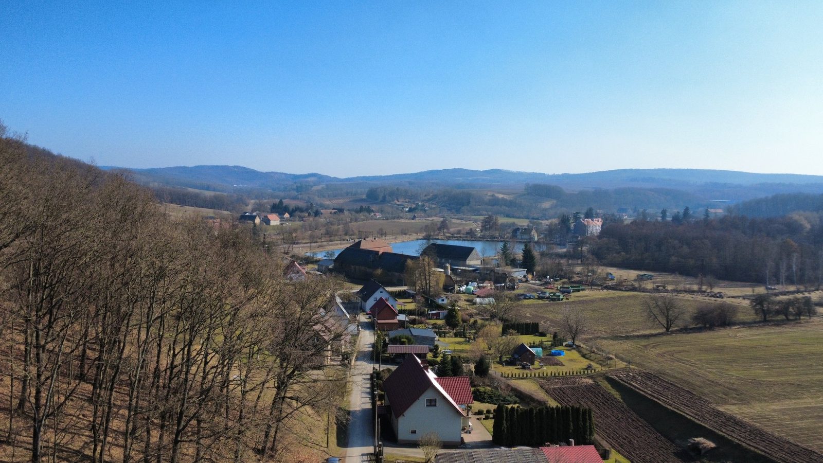 Agroturystyka u Zygmunta – widok z drona, Nowy Kościół koło Złotoryi