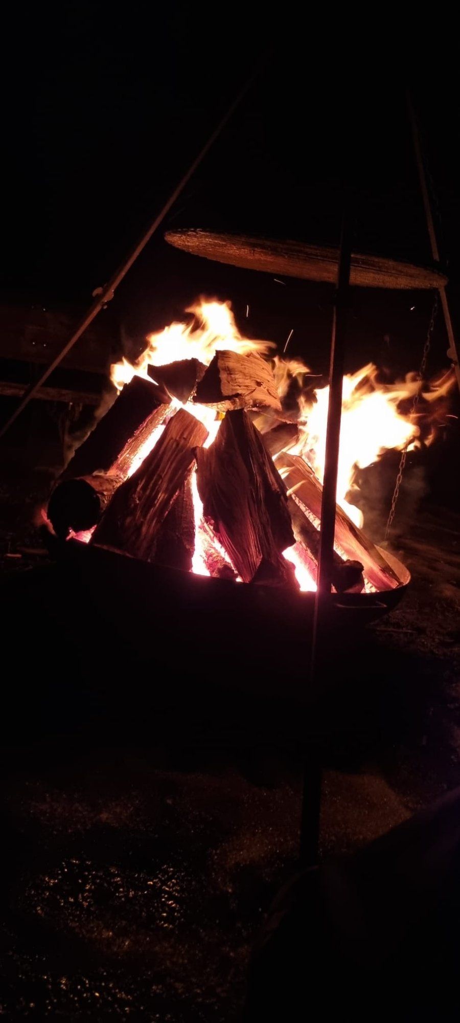 Ognisko nocą – Agroturystyka u Zygmunta